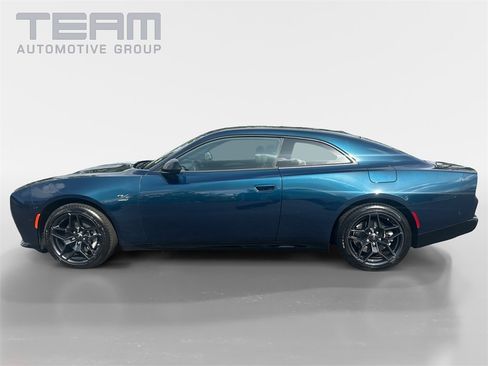 New 2024 Dodge Charger R/T w/ Plus Group image 4