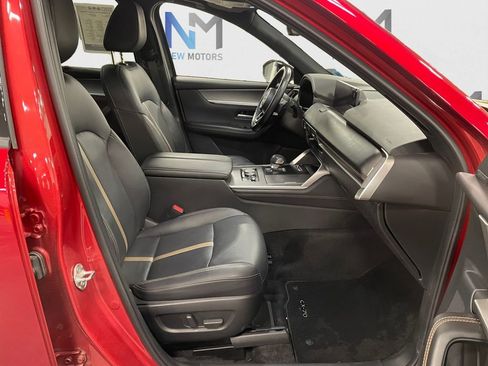 Used 2025 MAZDA CX-70 3.3 Turbo S w/ Premium Package image 15