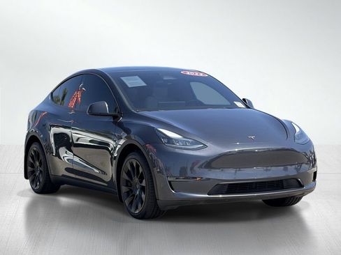 Used 2024 Tesla Model Y Long Range AWD/4WD image 12