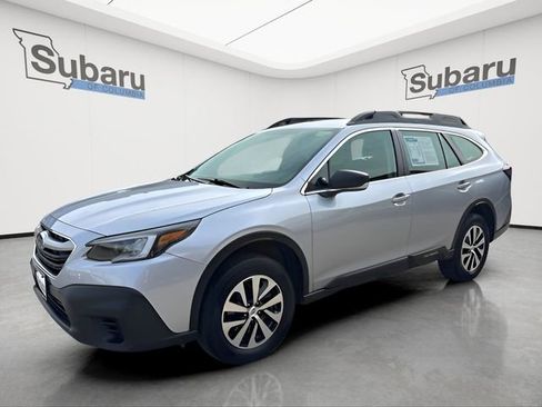 Used 2020 Subaru Outback 2.5i image 3