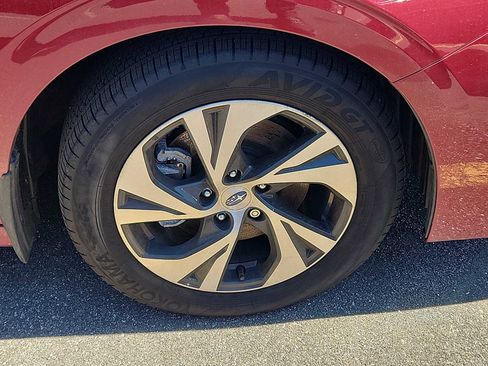 Certified 2025 Subaru Legacy Premium AWD/4WD image 8