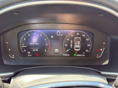 Used 2024 Honda Civic Touring image 13