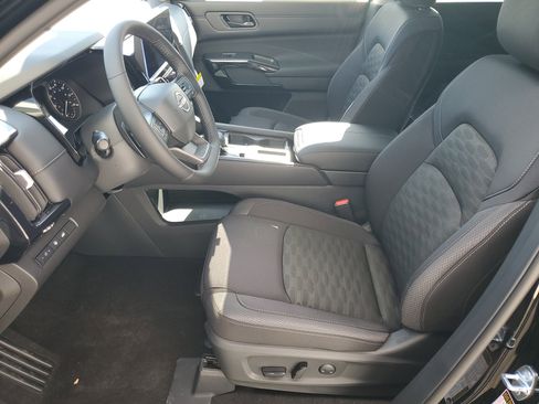 New 2026 Nissan Pathfinder SV image 12