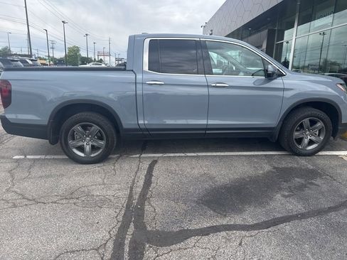 Used 2023 Honda Ridgeline RTL-E image 3