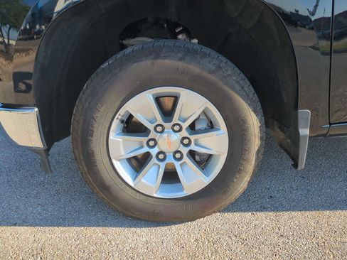 Used 2025 Chevrolet Silverado 1500 LT image 33