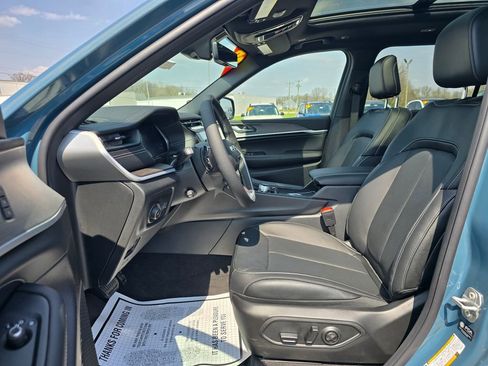 New 2026 Jeep Grand Cherokee L Limited image 13