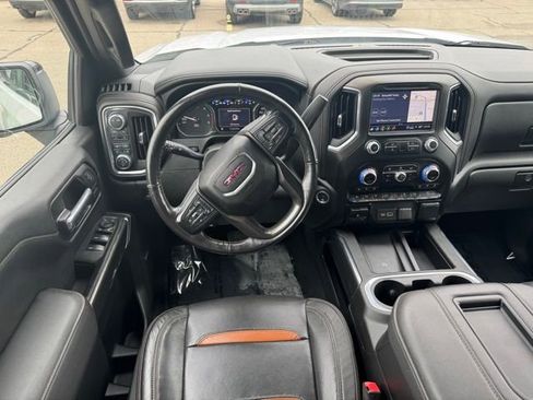 Used 2021 GMC Sierra 1500 AT4 w/ AT4 Value Package AWD/4WD image 10