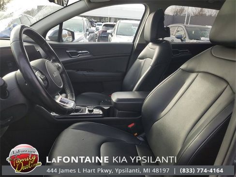 Used 2023 Kia Sportage SX image 10