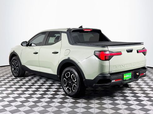 Used 2022 Hyundai Santa Cruz SEL image 6