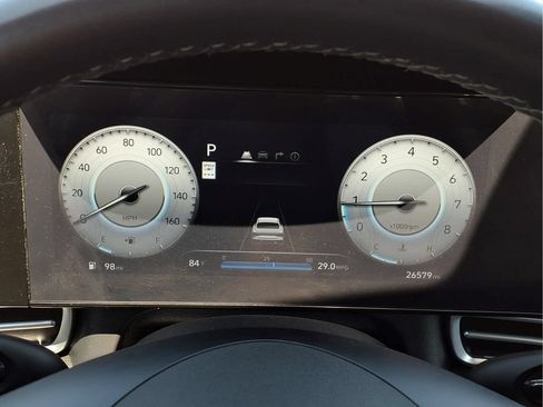 Used 2025 Hyundai Elantra SEL FWD image 12
