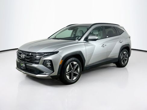 Used 2026 Hyundai Tucson SEL FWD image 3