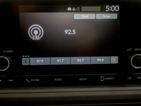 Certified 2023 Honda Accord LX image 23