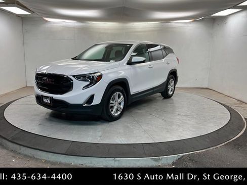 Used 2020 GMC Terrain SLE image 1