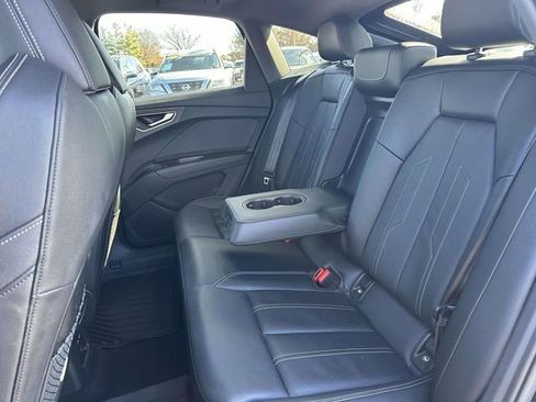Used 2022 Audi Q4 e-tron Premium Plus image 17