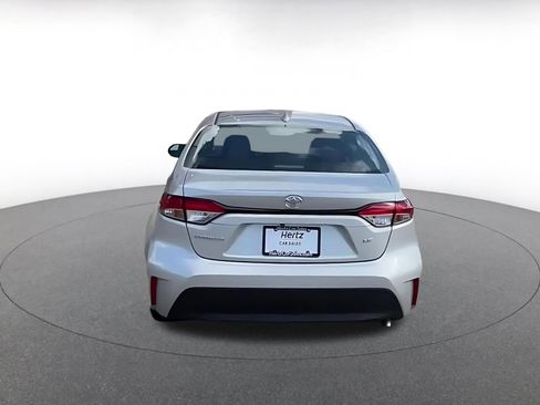 Used 2025 Toyota Corolla LE image 12