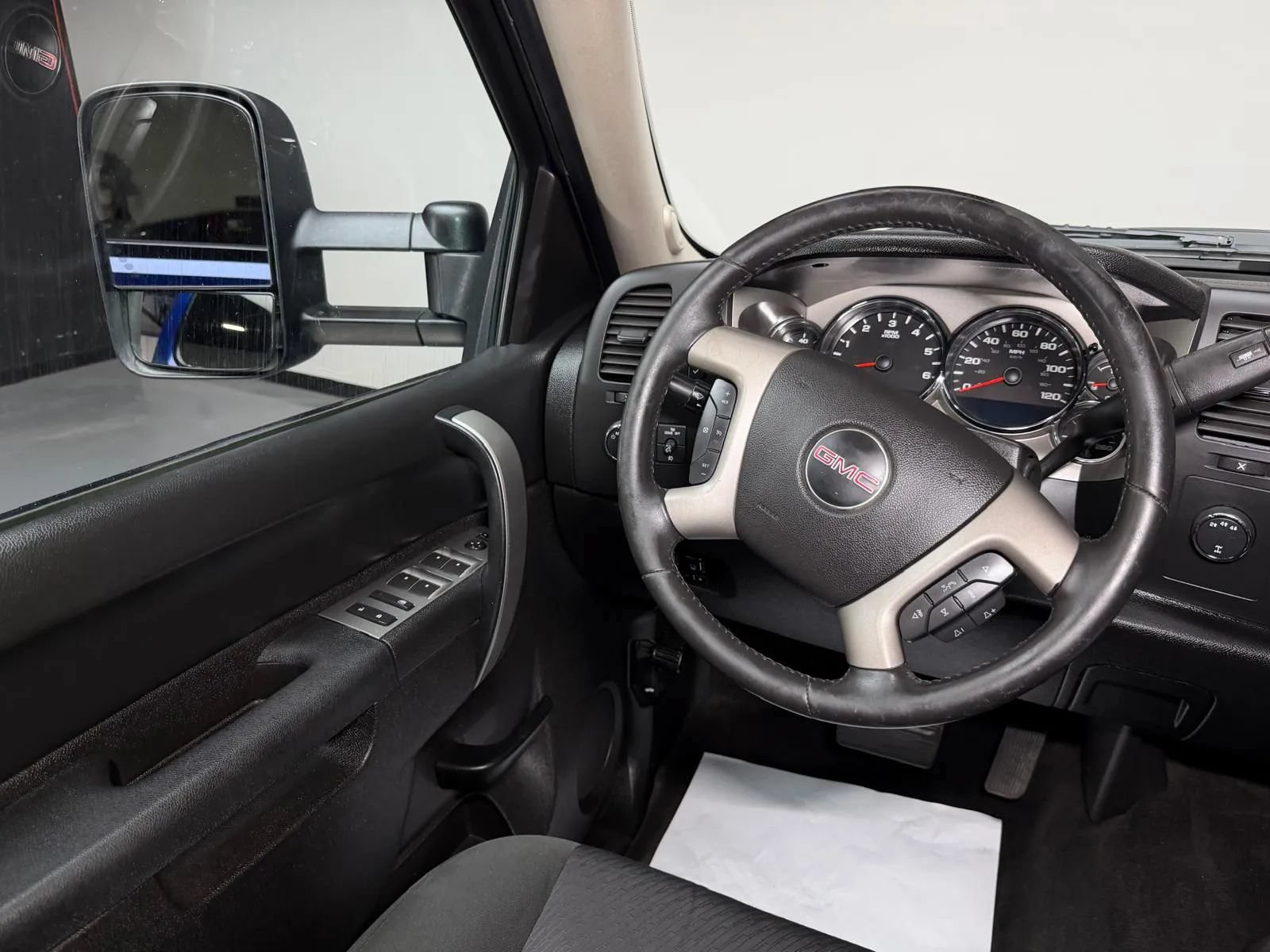 Used 2013 GMC Sierra 2500 SLE w/ SLE Preferred Package AWD/4WD image 22