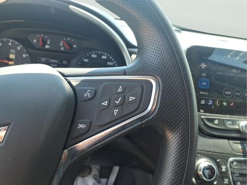 Used 2024 Chevrolet Malibu LT FWD image 15