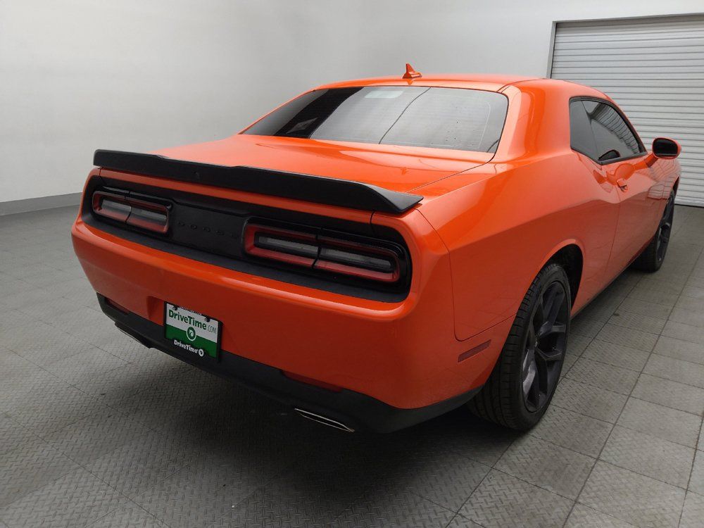 Used 2022 Dodge Challenger SXT w/ Blacktop Package RWD image 9