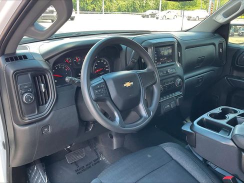 Used 2023 Chevrolet Silverado 1500 Custom RWD image 17