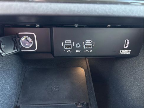 Used 2023 Jeep Wagoneer Series III w/ Preferred Equipment Group image 21