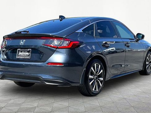 Used 2024 Honda Civic EX-L image 2