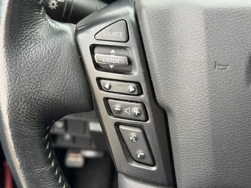 Used 2022 Nissan Frontier SV image 13