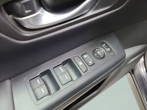 Used 2023 Honda CR-V LX image 22