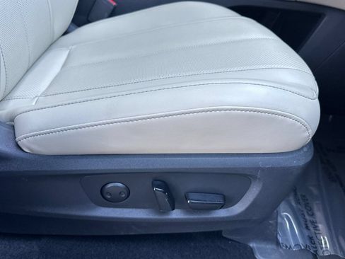 Certified 2025 INFINITI QX60 Pure AWD/4WD image 24