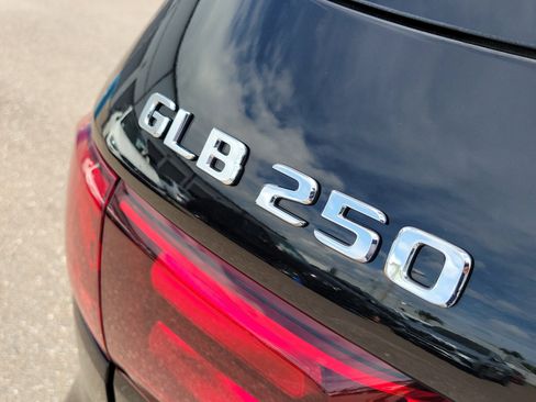 Certified 2026 Mercedes-Benz GLB 250 image 6