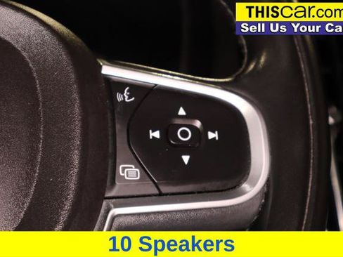Used 2019 Volvo XC60 T5 Momentum w/ Premium Package FWD image 16