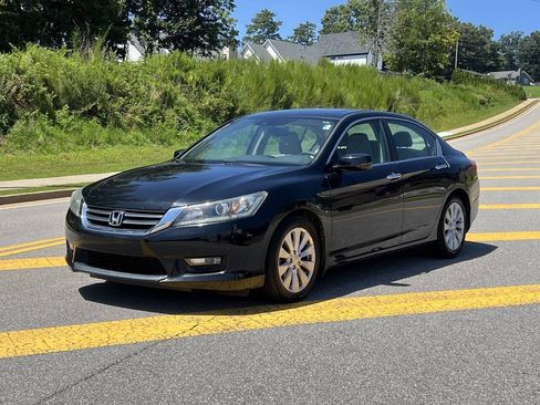 Used 2014 Honda Accord EX-L image 2