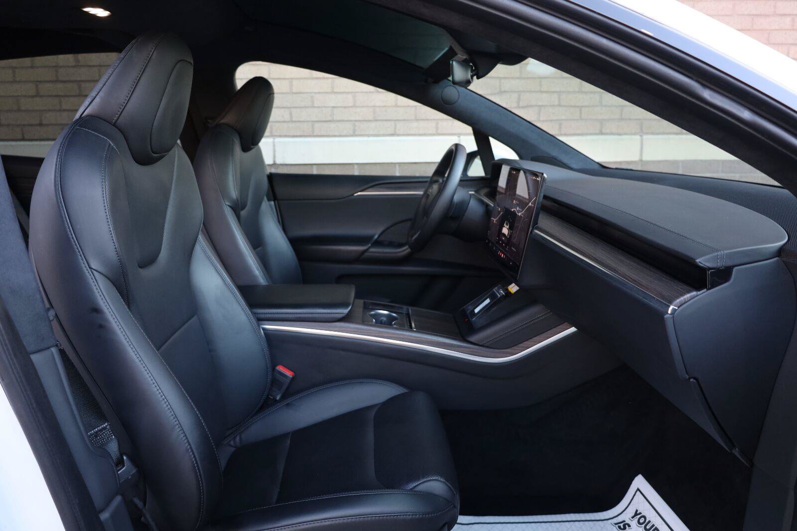 Used 2023 Tesla Model X AWD/4WD image 29