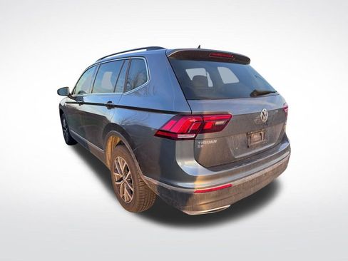 Used 2020 Volkswagen Tiguan SE image 4