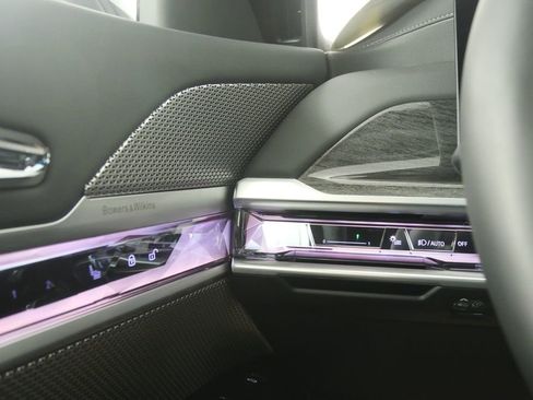 Used 2026 BMW i7 eDrive50 image 20