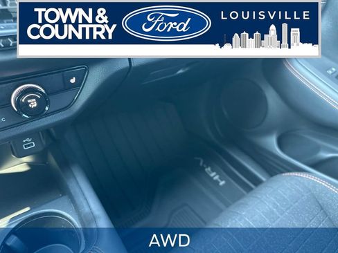 Used 2024 Honda HR-V Sport image 4