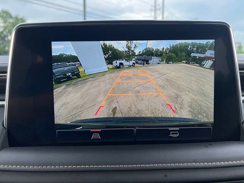 Used 2023 GMC Yukon XL SLT AWD/4WD image 22