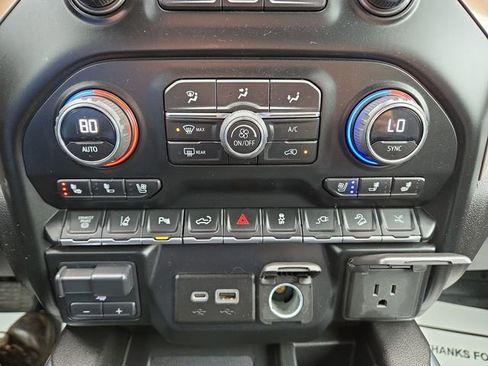 Used 2023 Chevrolet Silverado 3500 High Country w/ Z71 Off-Road Package AWD/4WD image 25