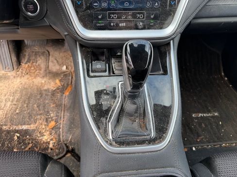 Used 2023 Subaru Outback Premium image 29