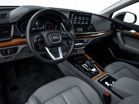 Certified 2022 Audi Q5 2.0T Premium image 8