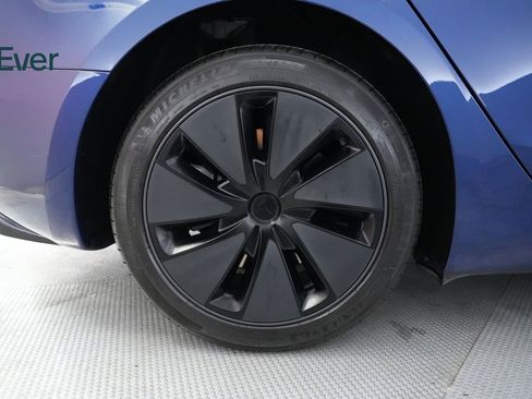 Used 2025 Tesla Model 3 Long Range image 22