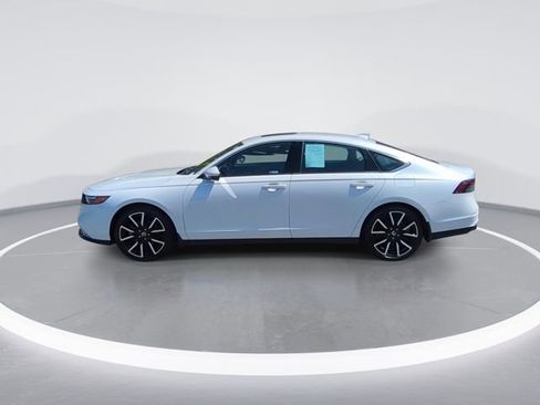 Used 2024 Honda Accord Touring image 5