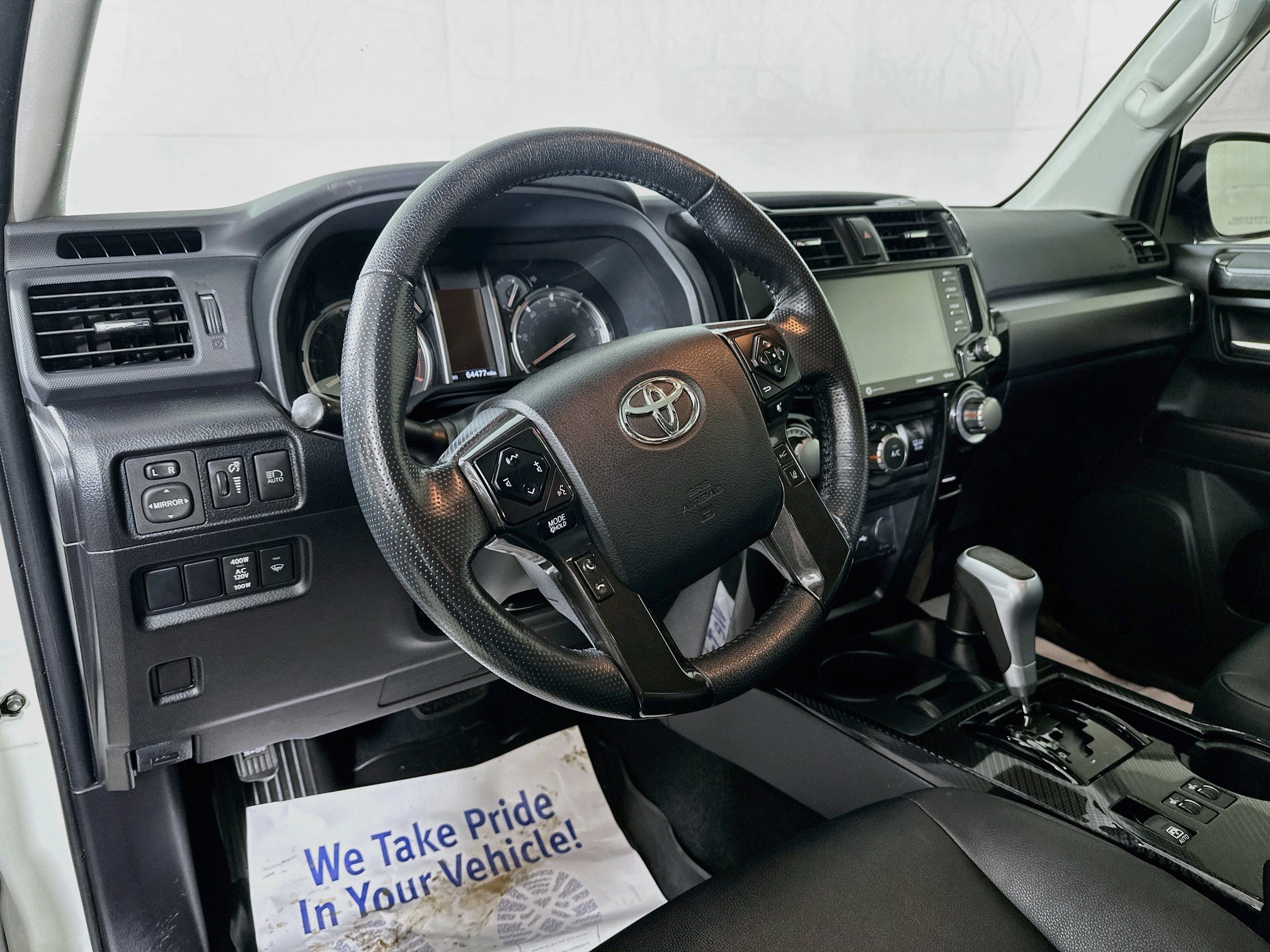 Used 2023 Toyota 4Runner TRD Off-Road Premium w/ Moonroof Package AWD/4WD image 9