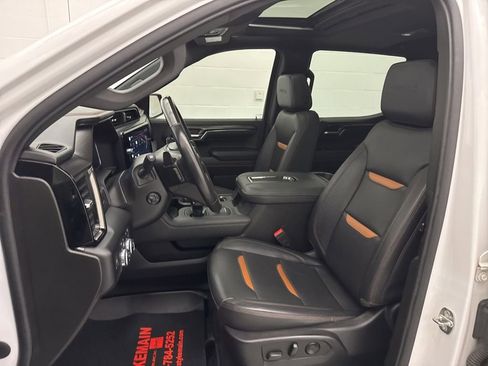 Used 2022 GMC Sierra 1500 AT4 w/ AT4 Preferred Package AWD/4WD image 19