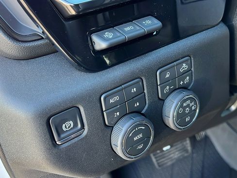 New 2026 Chevrolet Silverado 2500 ZR2 w/ LPO, Dark Essentials Package image 31