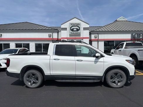 Used 2022 Honda Ridgeline RTL-E image 11