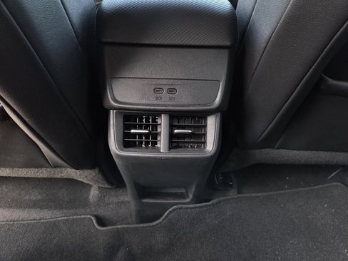 Used 2025 Chevrolet Equinox LT w/ Convenience Package II FWD image 22