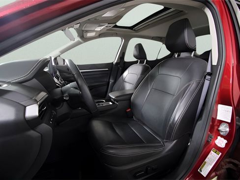 Used 2023 Nissan Altima 2.5 SL image 16