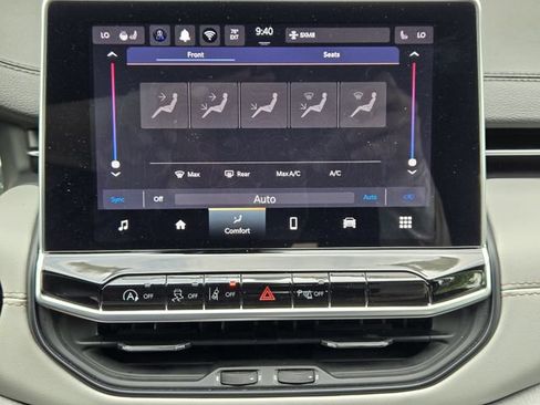 Used 2025 Jeep Compass Limited AWD/4WD image 22