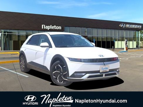 Used 2024 Hyundai Ioniq 5 SE AWD/4WD image 1