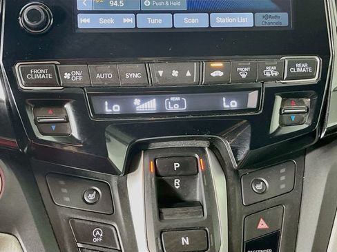 Used 2020 Honda Odyssey EX image 16